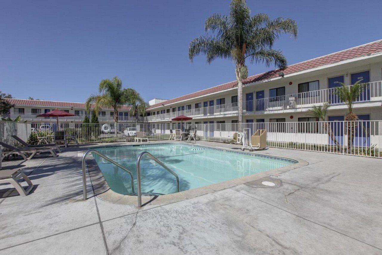 Motel 6-Corona, Ca Buitenkant foto