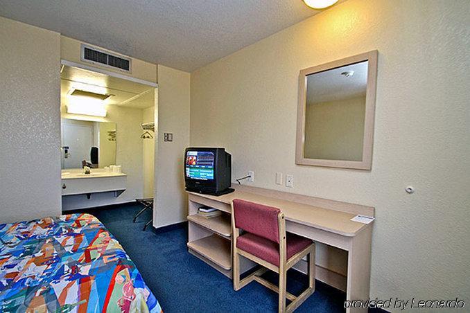 Motel 6-Corona, Ca Buitenkant foto