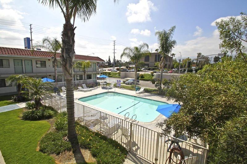 Motel 6-Corona, Ca Buitenkant foto